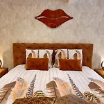 Apartment Pura Vida Oud Ade