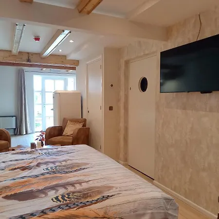 Apartman Pura Vida Oud Ade