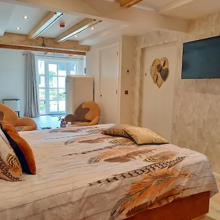 Apartman Pura Vida Oud Ade